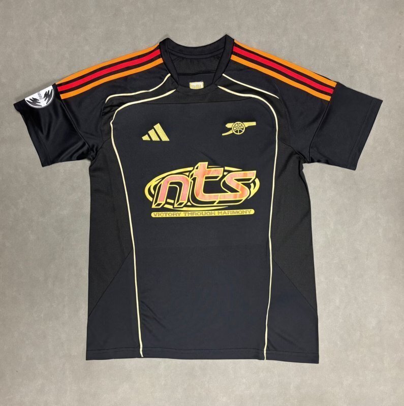 AAA Quality Arsenal 25/26 Black Training Jersey